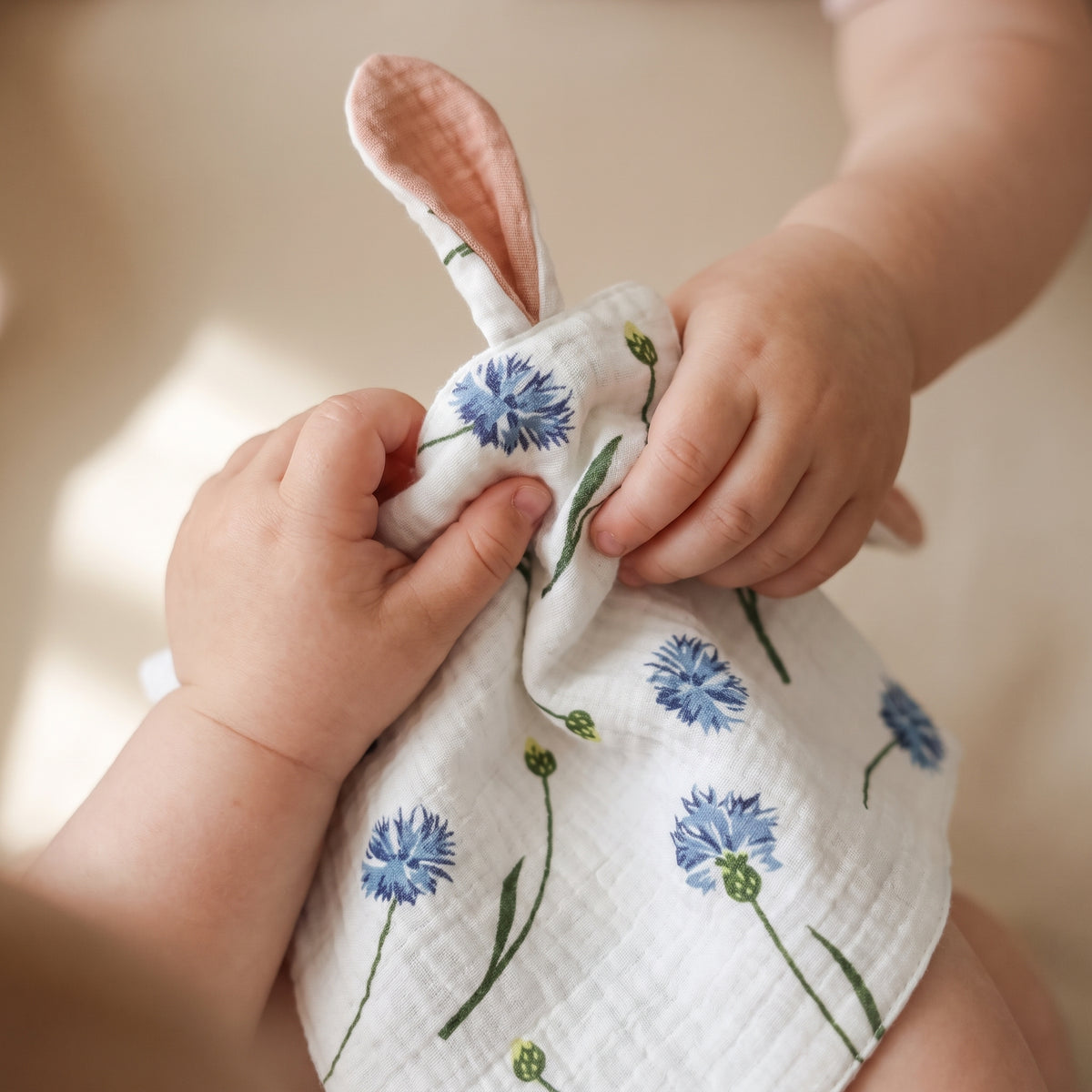Doudou plat lange bébé en gaze de coton